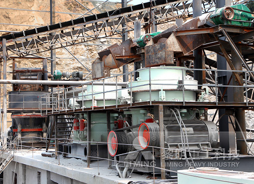 河南信陽時產850噸花崗巖破碎制砂生產線